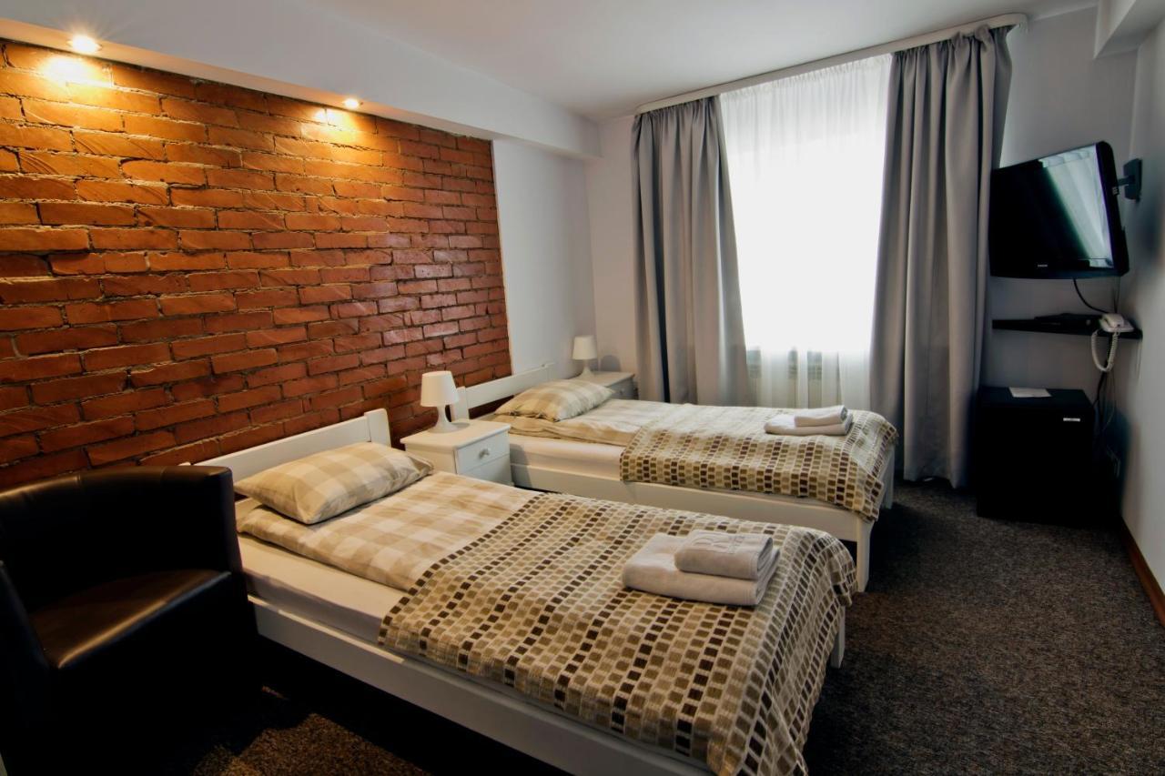 Rj Hotel Pabianice Exteriér fotografie